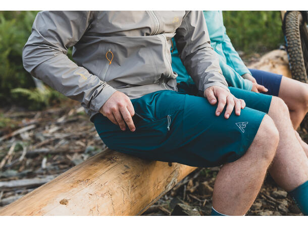 7Mesh Glidepath Short M's dark chocolate M 