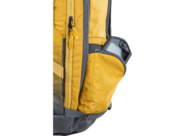 EVOC FR Trail E-Ride 20L black M/L