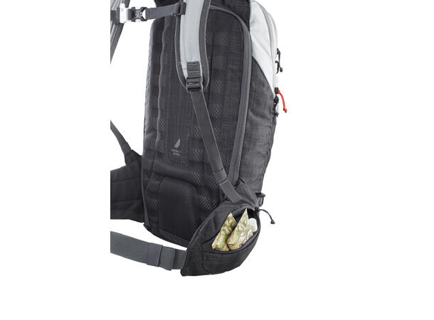 EVOC Line 20L dark olive 