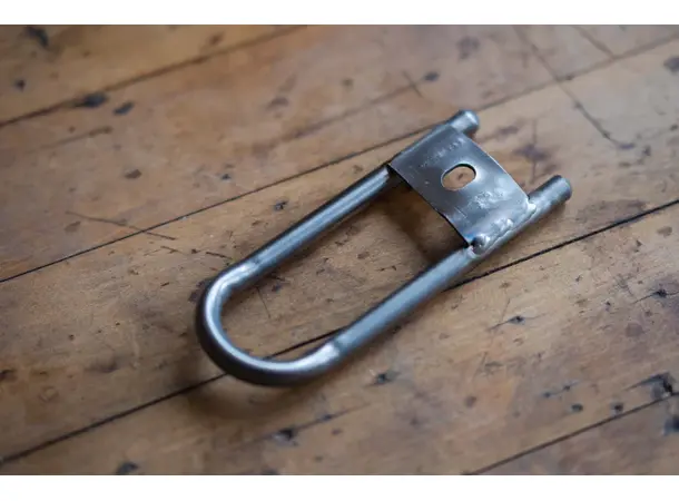 King Cage Titanium Flaskeåpner jepp, flaskeåpner i titan 