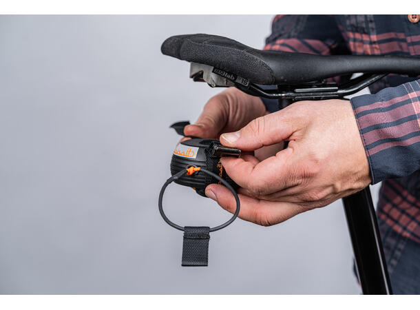Kommit Bike Towing System 