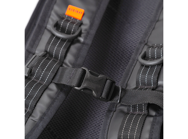 Restrap Rolltop Backpack black 40L 