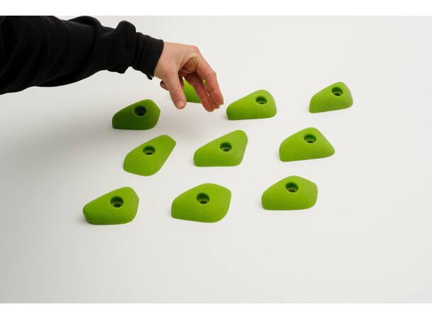 Kilter Winter Small 4 - Incut Crimps black 18-01 