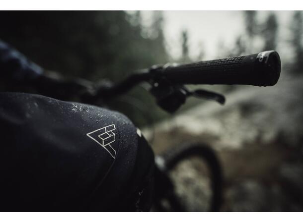 7mesh Revo Short M's.
